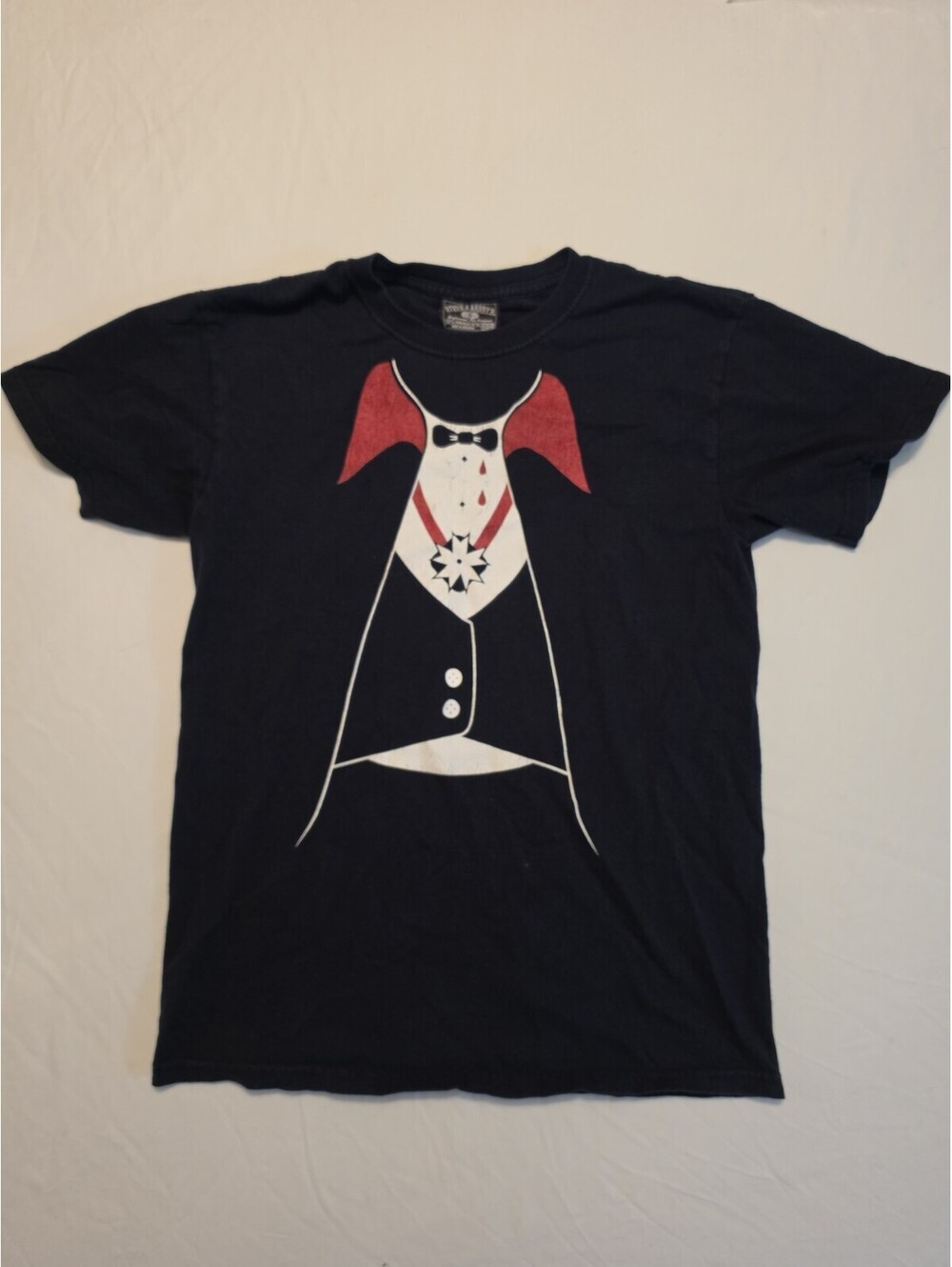 Vintage Y2K Steve & Barry’s Dracula Vampire Graphic Black T-Shirt Adult Small